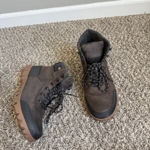 BOGS Arcata Urban Leather Mid Brown Leather Winter Boots Men's 9.5 Lace Up New